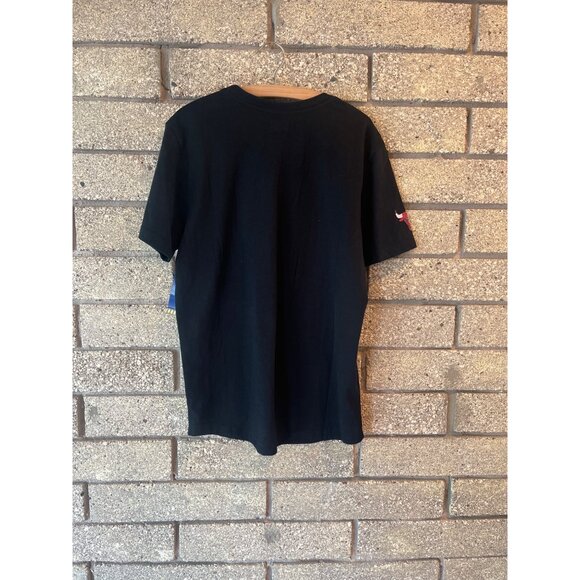 New Era Chicago Bulls NBA Black T-Shirt M 60% Cotton 40% Polyester - Picture 8 of 8